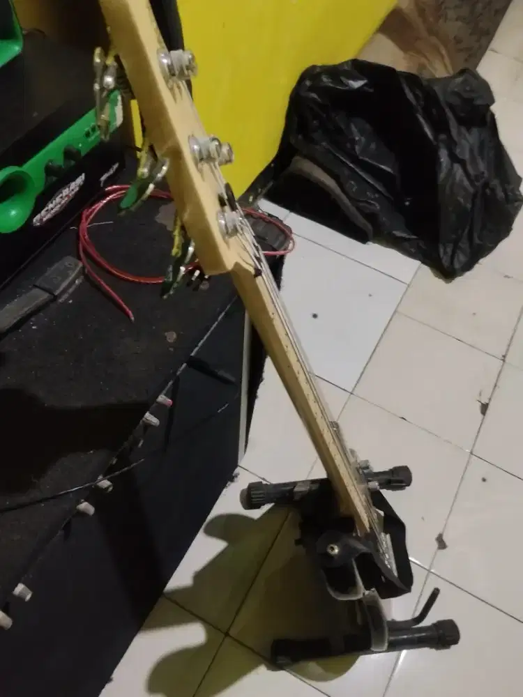 jual gitar bass