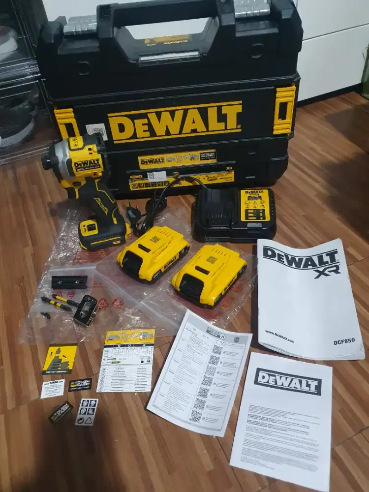 impact driver/bor/brushless Dewalt DCF850 original (seperti baru)