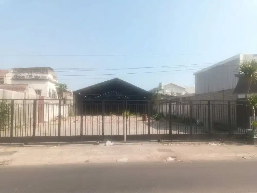 DIJUAL ASET KOMERSIAL DI KAWASAN EKONOMI KOTA BLITAR . Harga di bawah Appraisal Bank