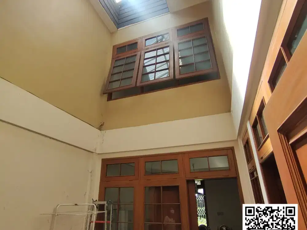 Jual Rumah Nyaman Privilage di Komplek Mainroad Pasteur Bandung