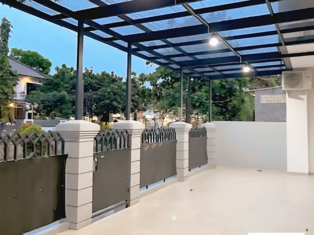 Dijual Rumah Mewah di Mainroad Taman Holis Indah 1