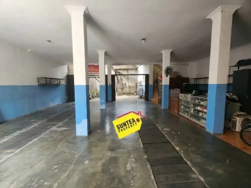 Dijual Rumah Luas Terawat LT 303 m2 Cocok Untuk Tempat Tinggal atau Untuk Usaha Harga Nego Pondok Aren Tangerang Selatan