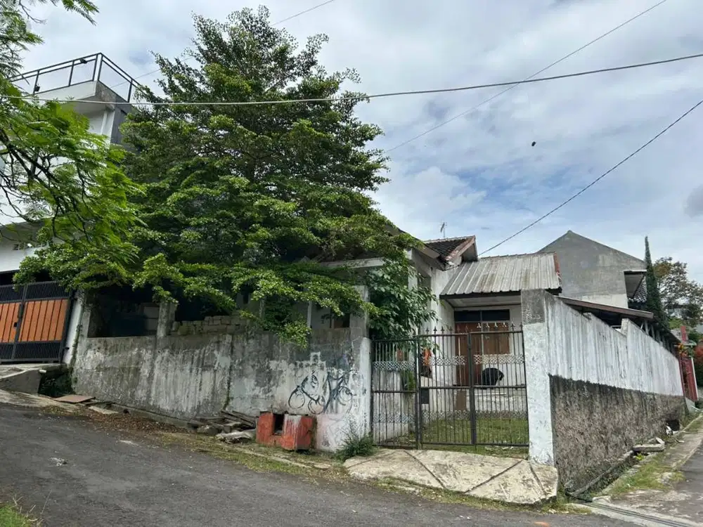 Dijual Rumah/Tanah Daerah Strategis di Permata Cimahi 230m