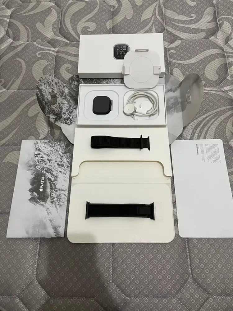 Apple watch Ultra 2 Titanium Black BH 100% mulus terawat original