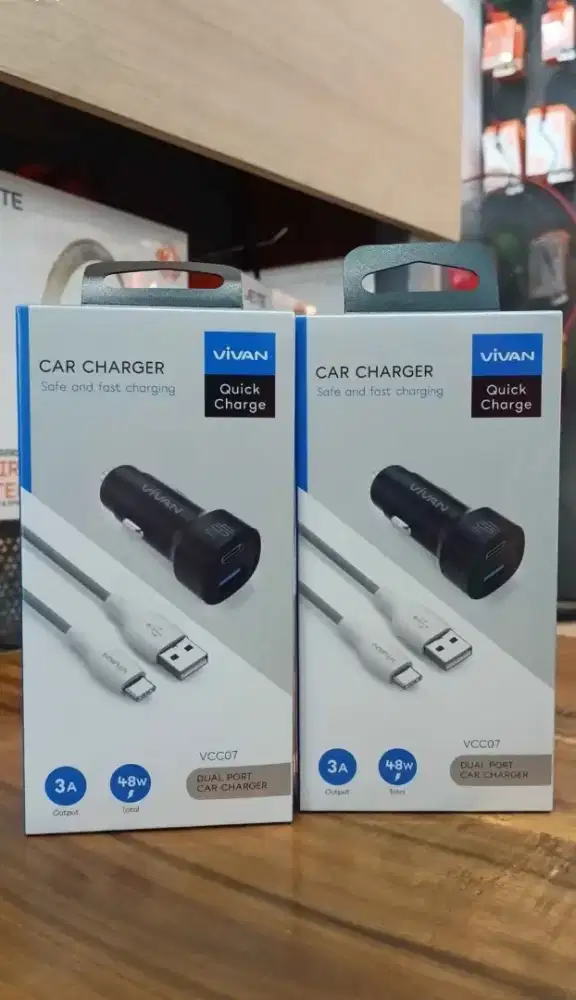 CAR CHARGER VIVAN