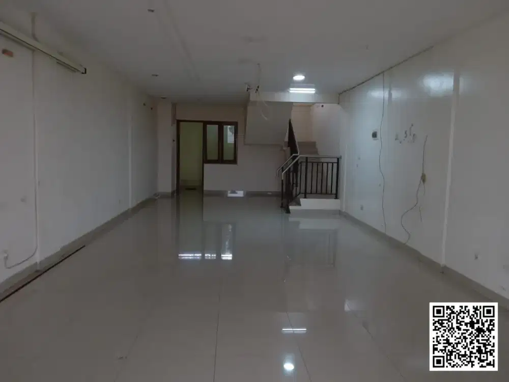 Ruko Transmart Buahbatu 3 Lantai