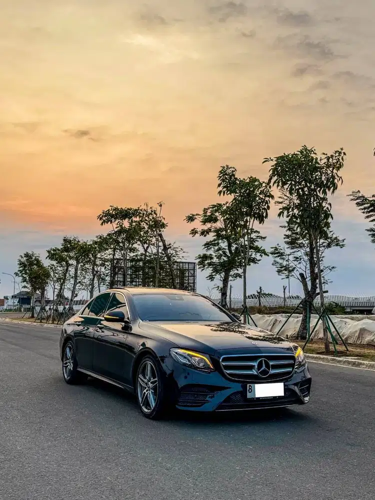 Mercedes-Benz E350 AMG Line Bi-Turbo 2020 – Panoramic Sunroof