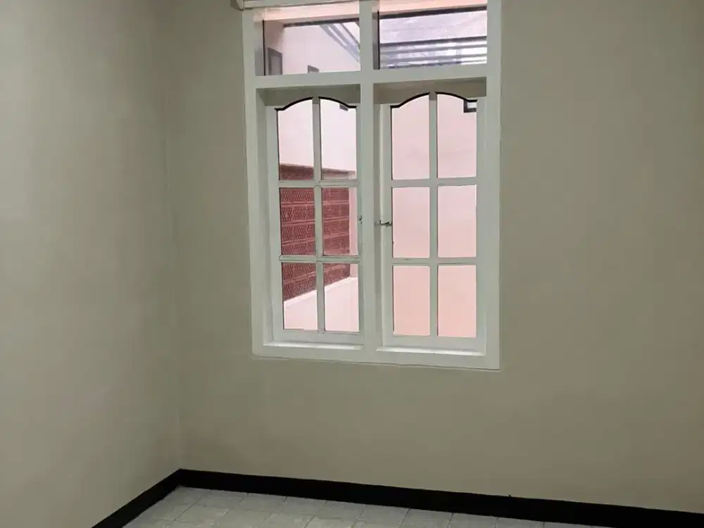 Dijual Rumah di Sayap Karapitan Cikawao Rp 1.750.000.000