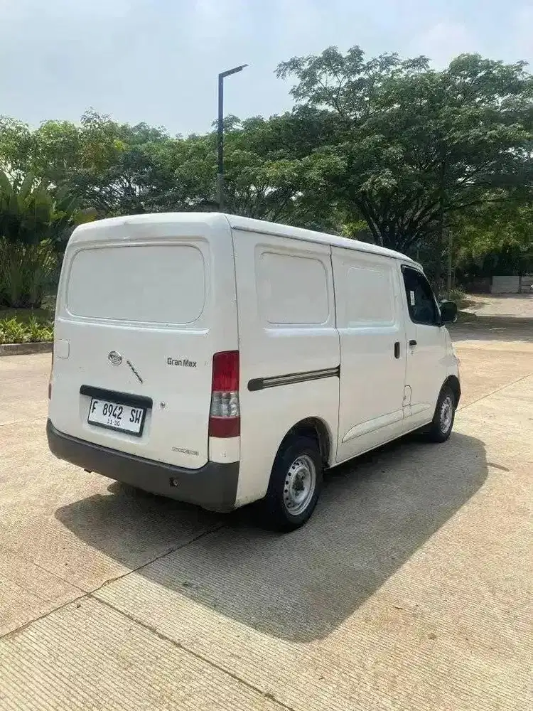 Daihatsu Gran Max Blind Van 2020 – KM 60 Ribuan, Siap Usaha