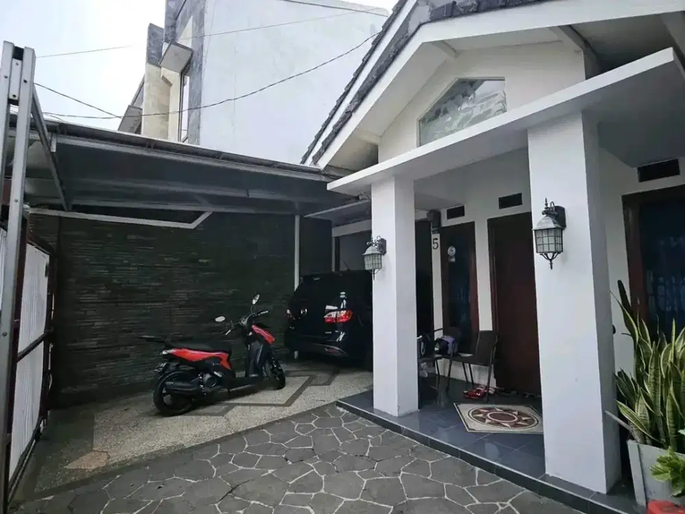 Jual Rumah Bagus Sayap Jalan Cikutra Kota Bandung