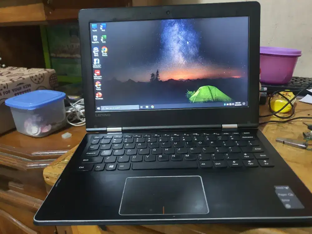 Laptoo Kecil2 ngebut Laptop Lenovo 80U4 11,5 inchi
Normal siap pakai