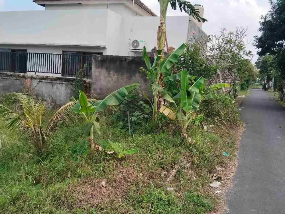 Di SEWAKAN tanah siap bangun ITR kuning jln LC aspal di jln Banteng gianyar