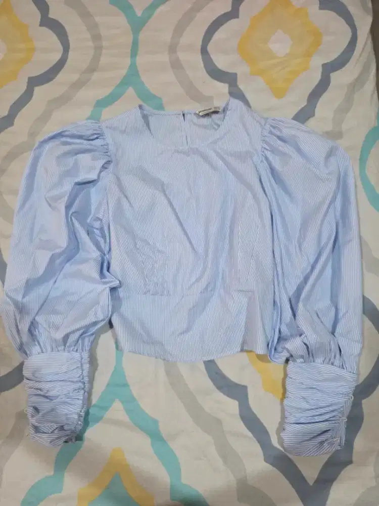Di jual baju masih mulus