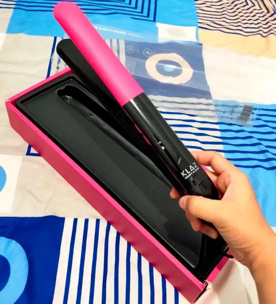 Catokan Rambut KLAZ Hair Straightener Pink Hitam Elegan Pelurus Rambut