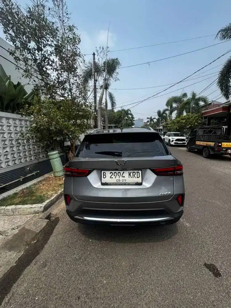 Dijual Wuling Alvez 1.5 EX AT 2023 – Warna Grey, Mobil Pribadi