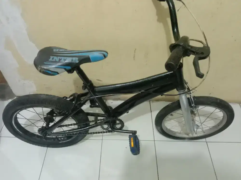 Bmx ukuran 16  lok Bojong gede tinggl pake