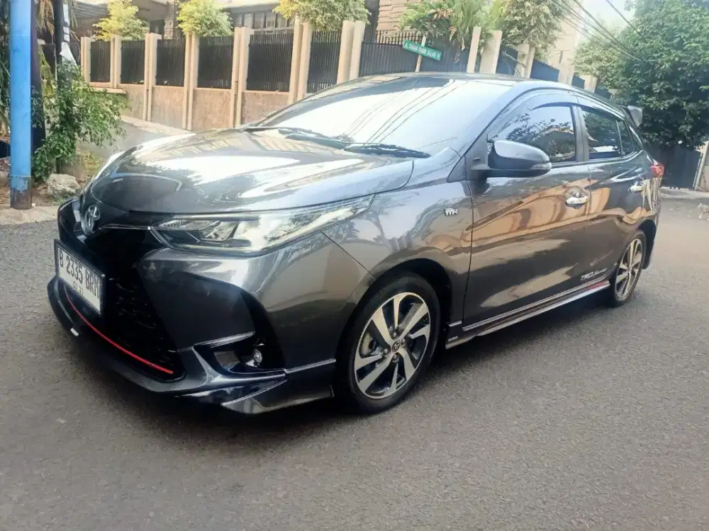 Toyota Yaris TRD Sportivo AT 2021 matic Abu-abu metalik