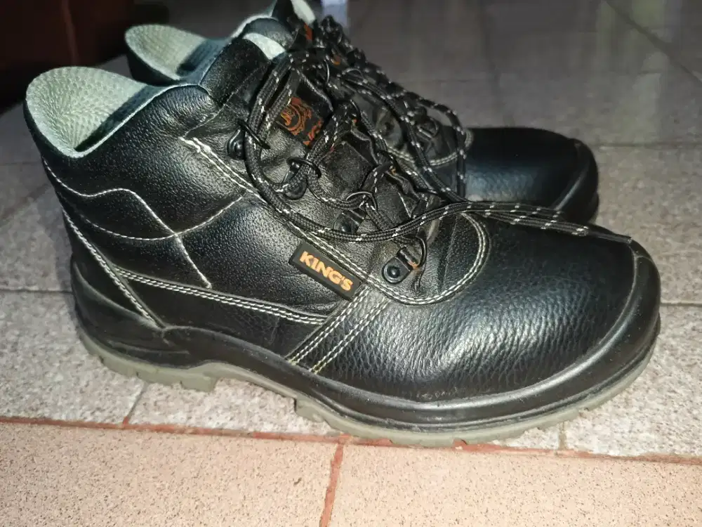 Sepatu Safety Kings By Honeywell KWD901X Dengan Anti Tusuk