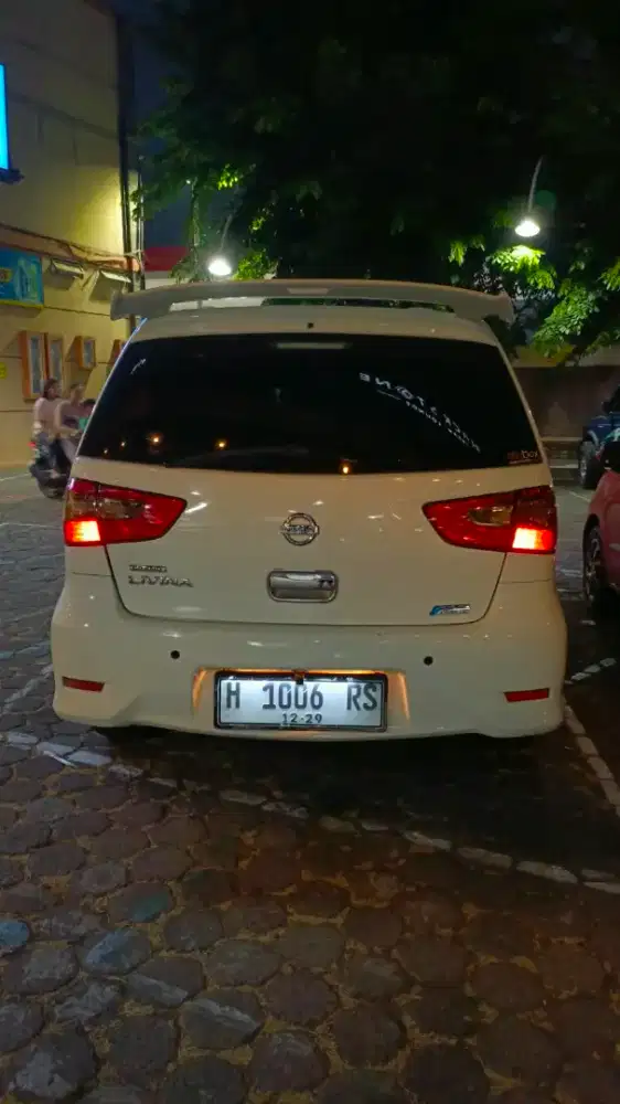Nissan Grand Livina Sv 2013 At