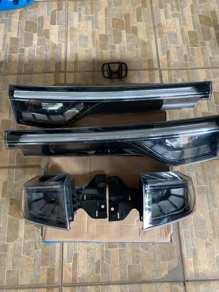 Lampu belakang, Brake lampu HRV RS