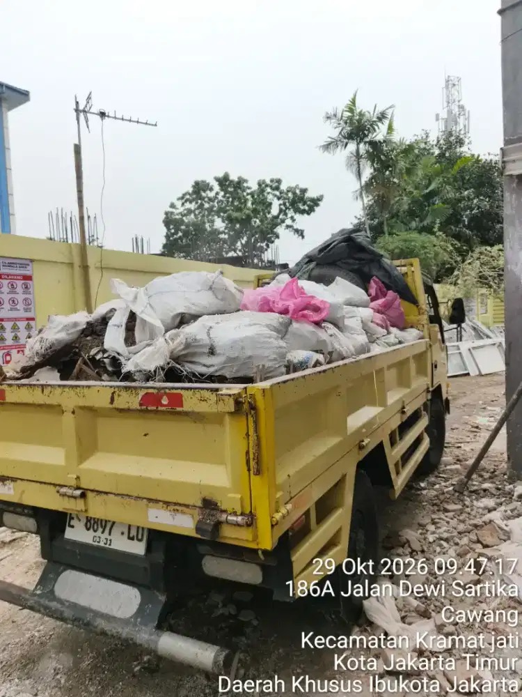 Jasa buang puing dan angkutan sampah proyek