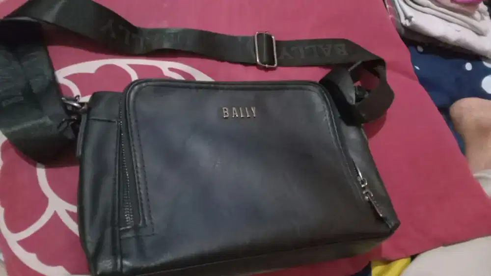 Tas samping Bally ori