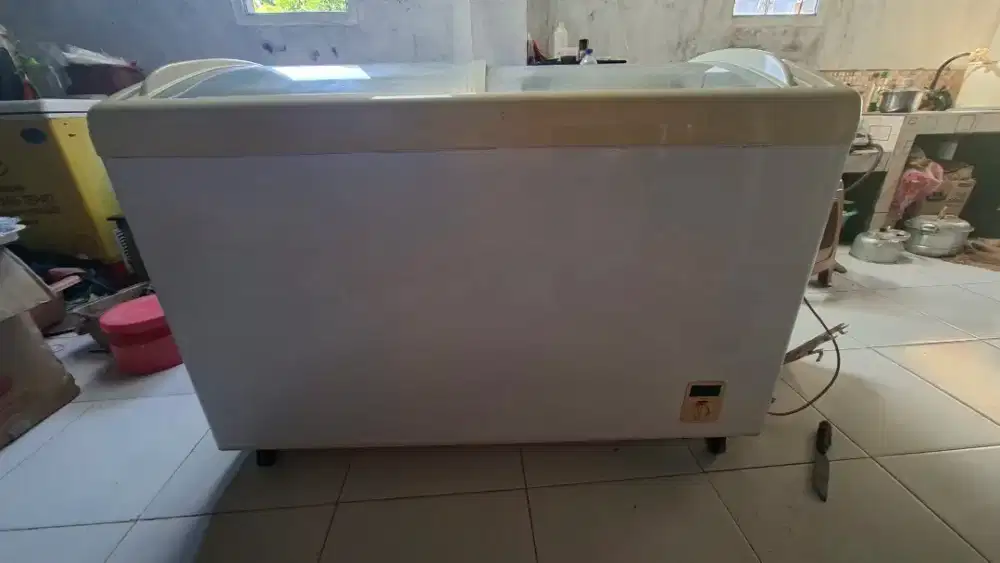 FREEZER BOX KACA SLIDING 350L