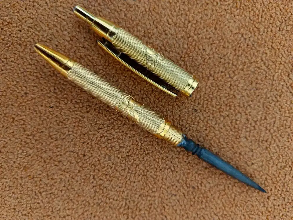 Keris bolpoin kudup
