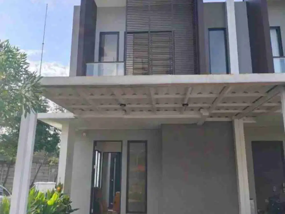 Dijual rumah Hoek brand new lokasi bagus di Graha Raya