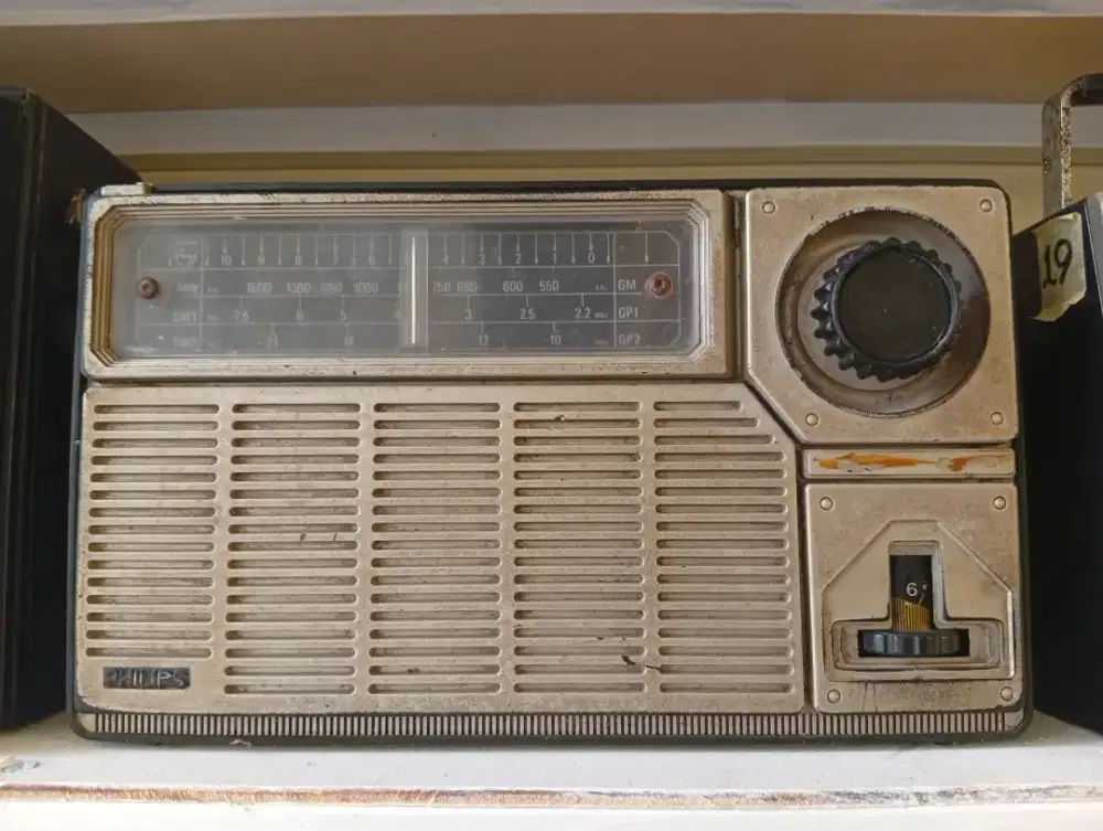 JUAL RADIO DAN TAPE LAWAS