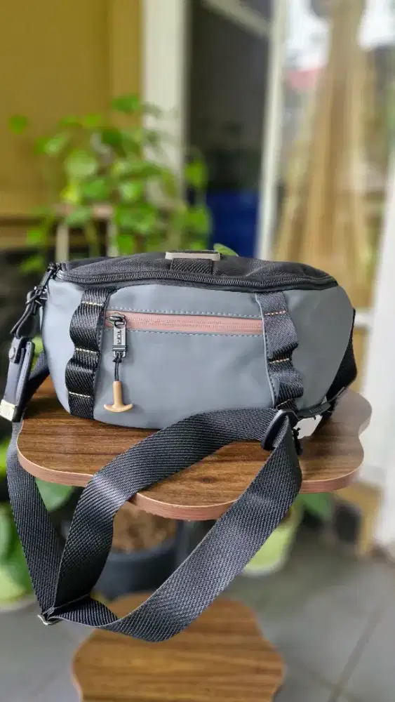 Waistbag tas pinggang TUMI