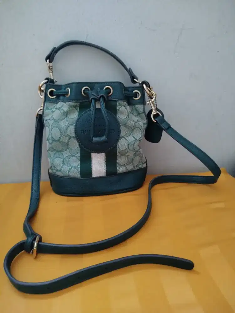 Tas coach 2in1 slingdan handbag second bagus