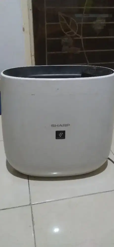 PEMBERSIH UDARA SHARP FP-J30Y-B