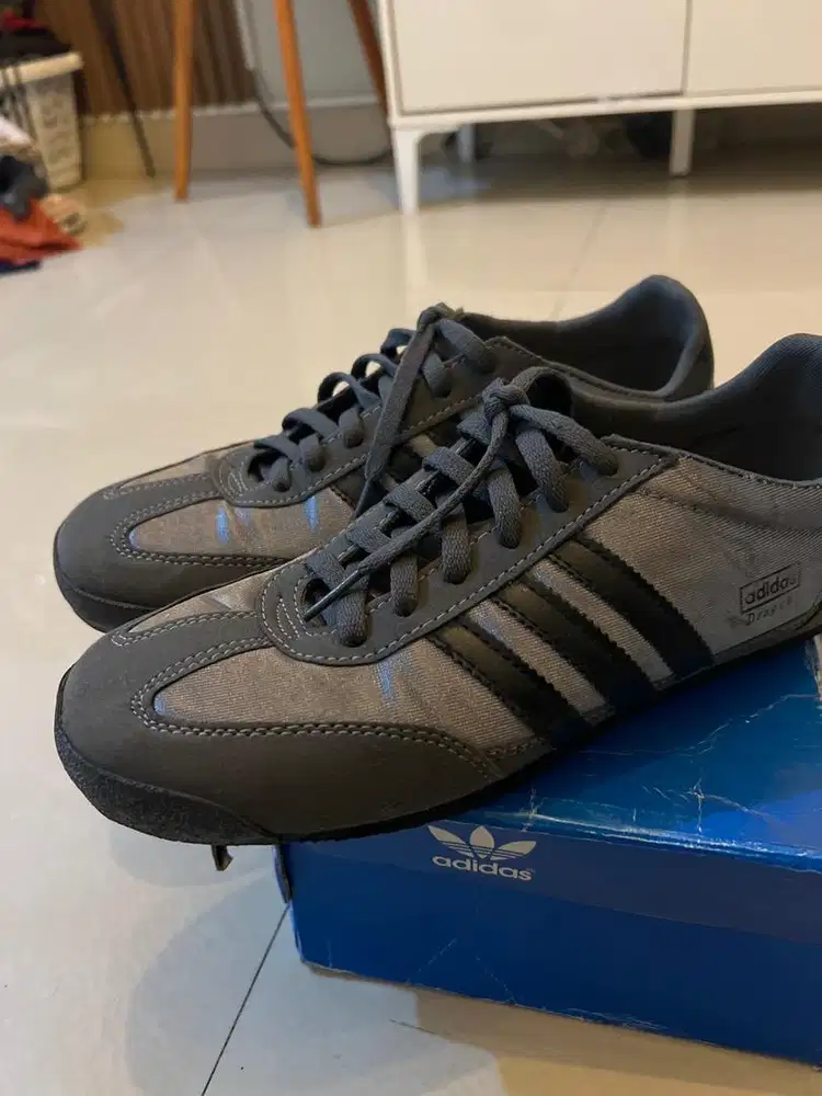 Sepatu Pria Adidas Dragon