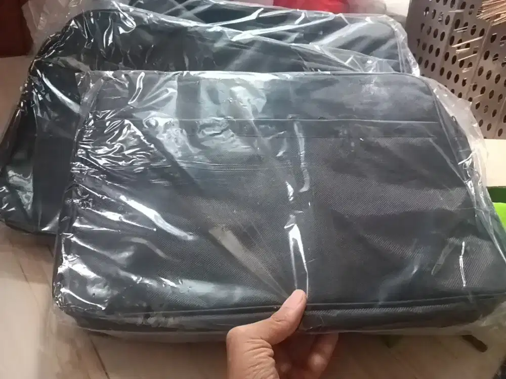 Tas laptop Selempang 14 baru