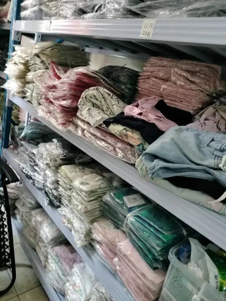 Dibutuhkan staff onlineshop