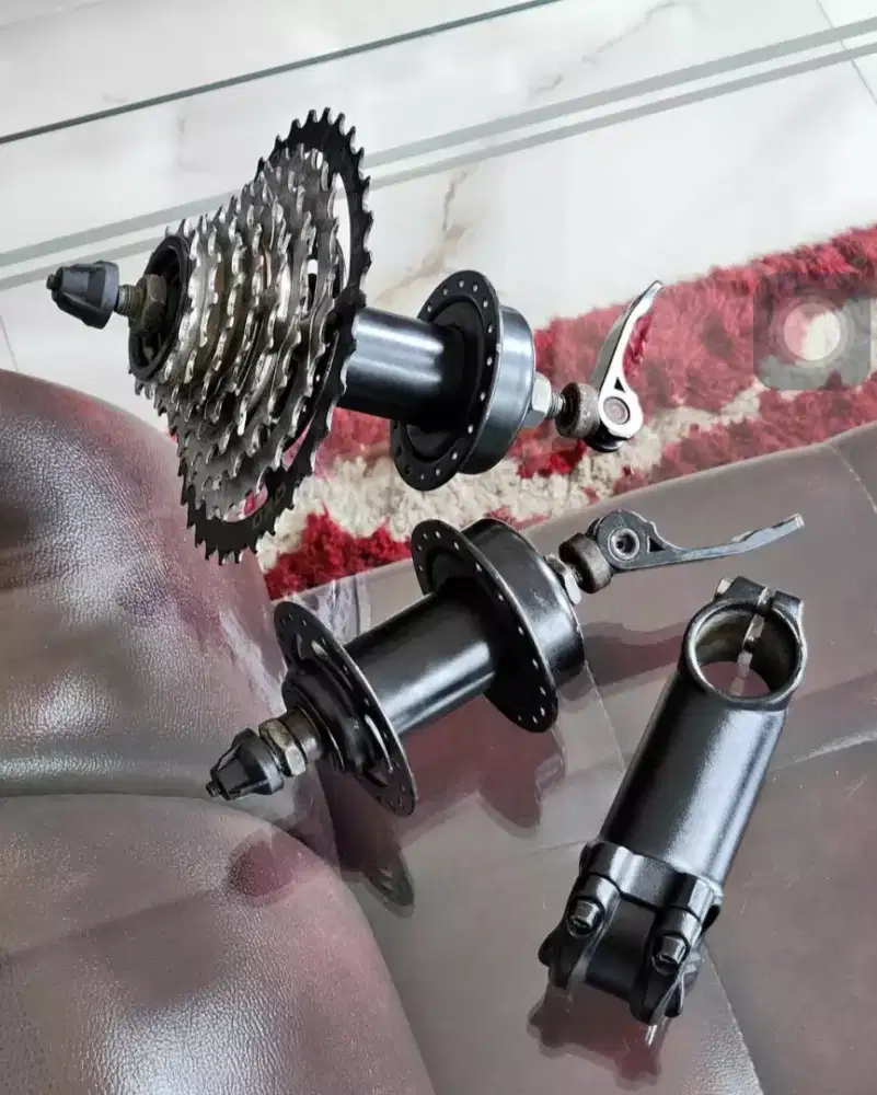 Hub Depan Belakang + Sprocket 8 Speed