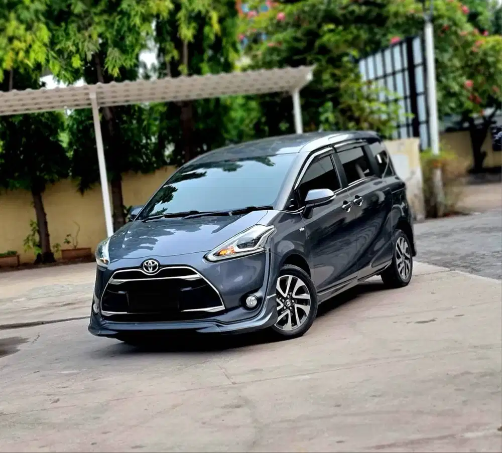 Toyota Sienta Q AT 2017 / 2018 Mulus Terawat