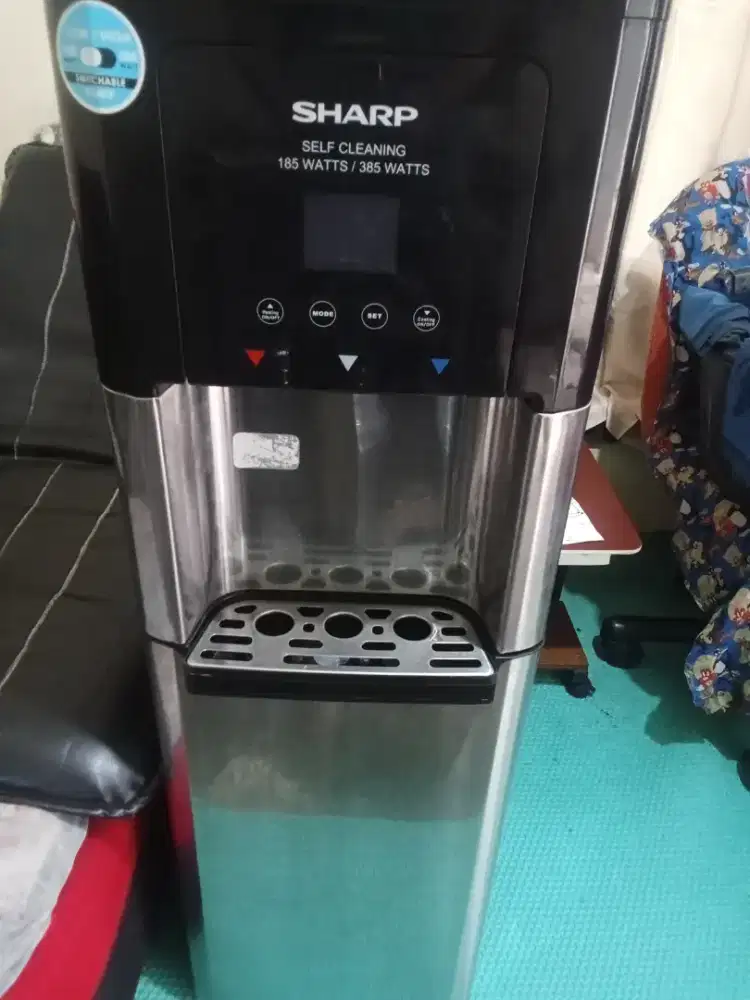 Dispenser Sharp galon bawah