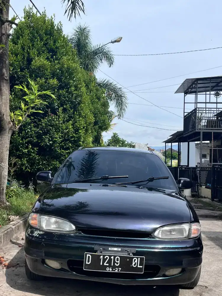 Hyundai Bimantara Cakra 1997