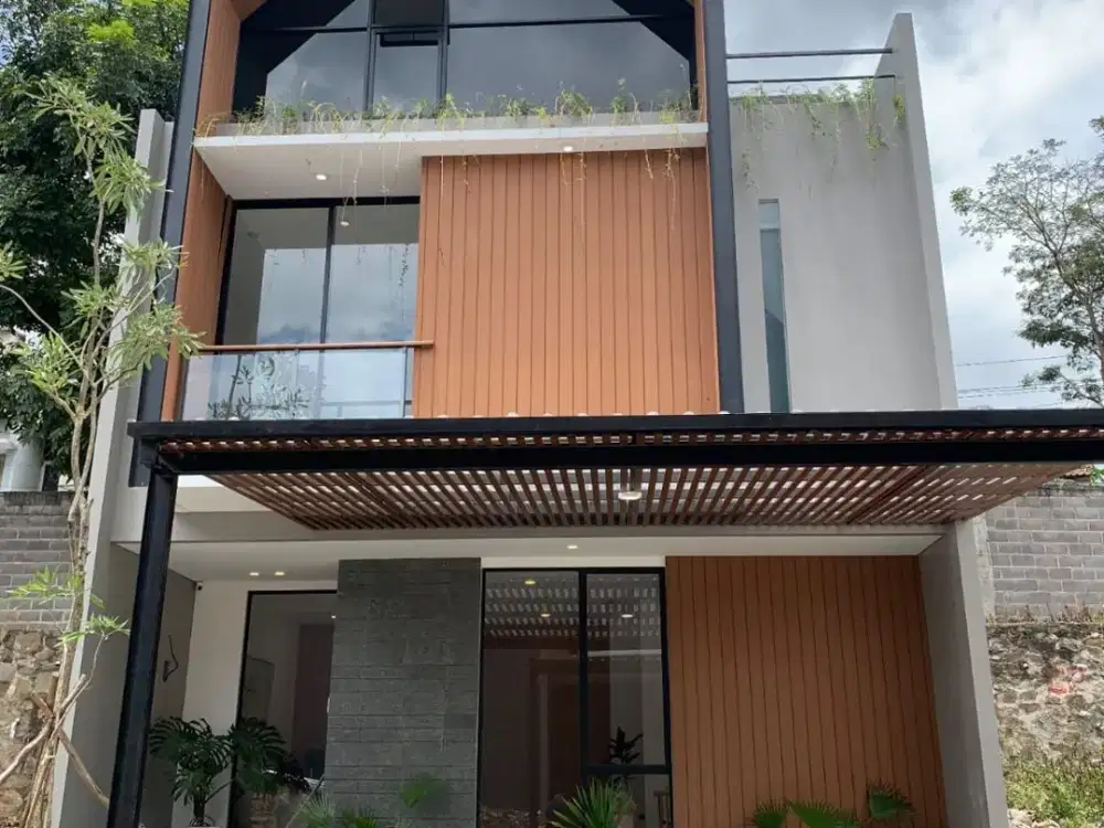 Ready Stock Brand New House At Setraduta Lux Banyak Pilihan Unit