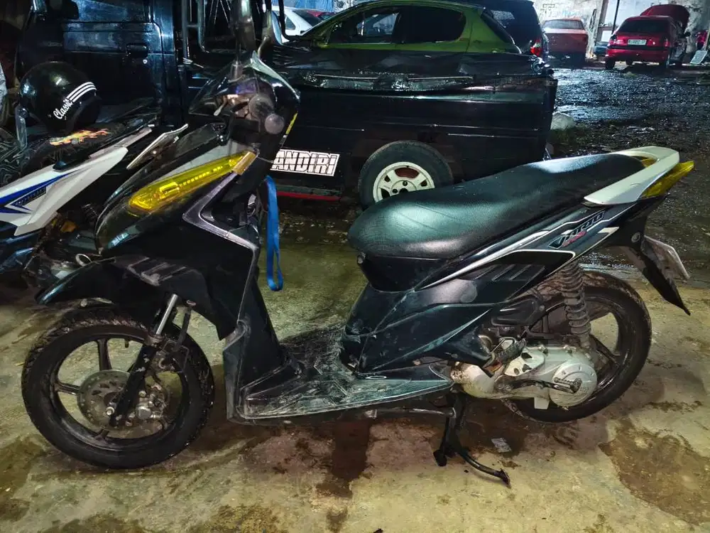 JUAL VARIO 2014 PLAT DEPOK