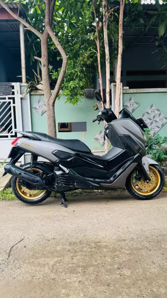 YAMAHA NMAX  2019 PAJAK PUANJANG 1 BGT BARU DIBAYAR ON  MOTOR GANTENG
