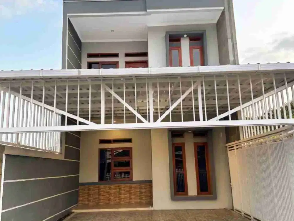 Disewakan Rumah 2 Lantai di Turangga Buah batu