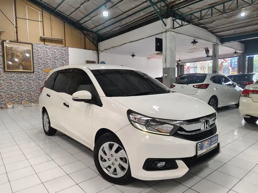 (KM 66 Rb) Honda MOBILIO E CVT Facelift 1.5 Bensin AT 2018 Putih