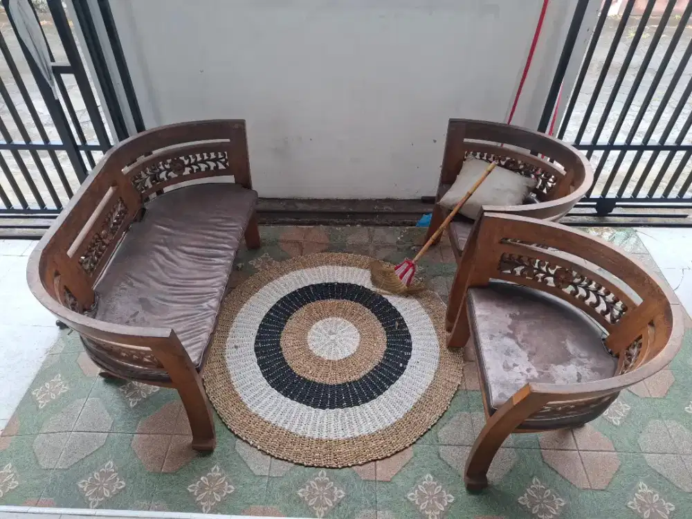 Dijual Kursi Kayu Jati Ukir