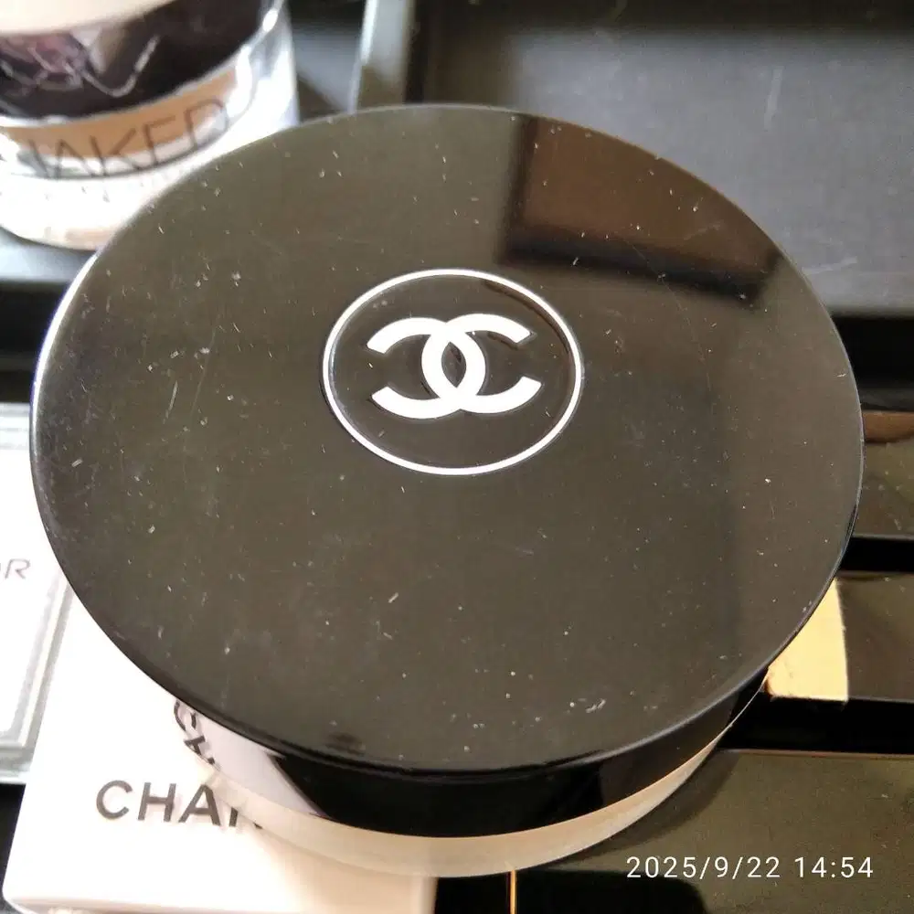 Chanel Vitalumiere Loose Powder Foundation SPF 15 Shade 30 Original