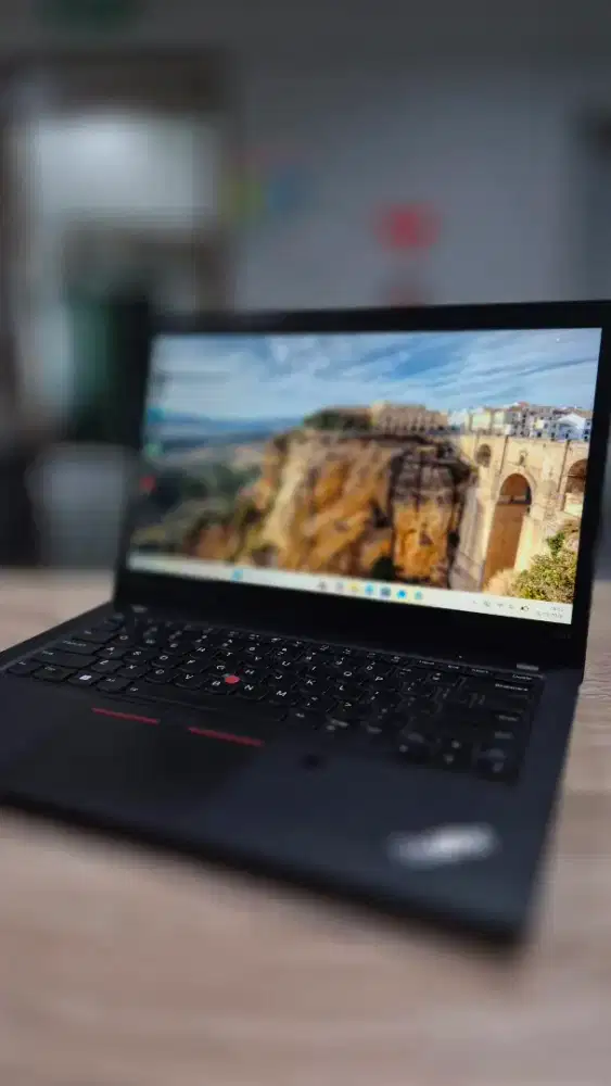 JUAL LAPTOP Lenovo ThinkPad P14s Gen 2