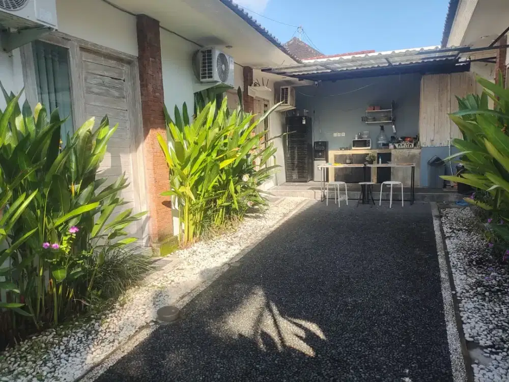 Guest House di Bawah Harga Pasaran, Hanya 10 Menit ke Atlas Beach Club