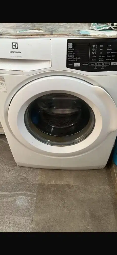 Mesin suci bekas